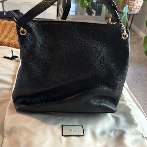 Pre owned Gucci black leather bag with interlocking G logo - Picture 2 of 14